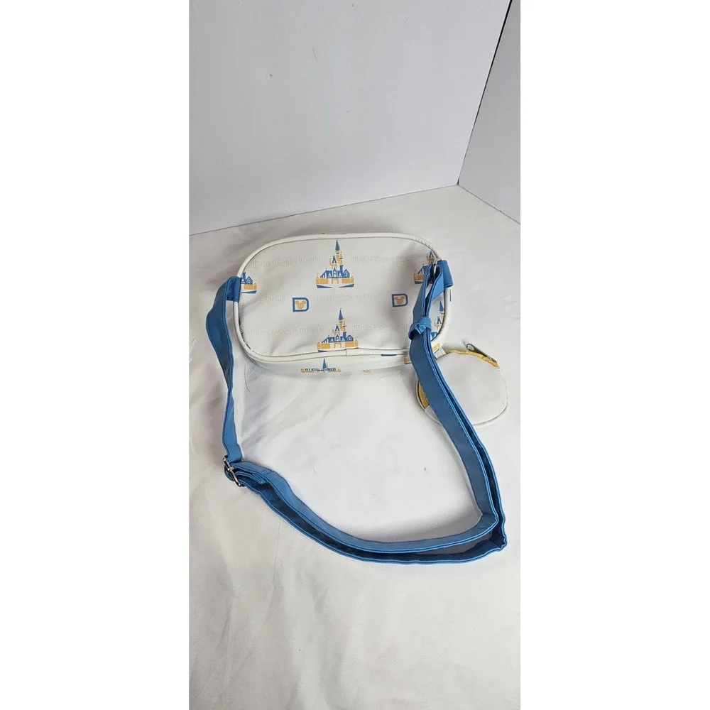 Disney Parks Vault‎ Collection 50th Anniversary Castle Belt Bag Fanny Pack NWOT - Picture 4 of 7
